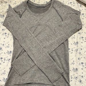 Lululemon race length long sleeve swiftly, size 4 - grey